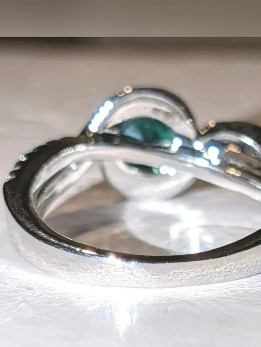 2Ct Round Cut Lab Created Emerald Women's Minimalist Ring 14K White Gold Plated